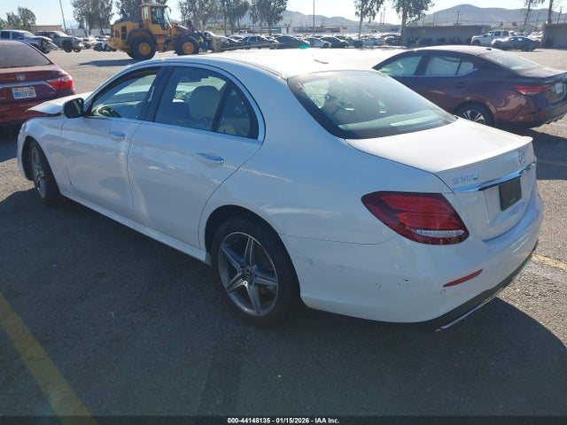 Продажа на аукционе авто 2020 Mercedes-benz E 350, vin: WDDZF8DB6LA752452, номер лота: 44148135