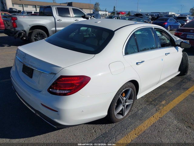 Продажа на аукционе авто 2020 Mercedes-benz E 350, vin: WDDZF8DB6LA752452, номер лота: 44148135
