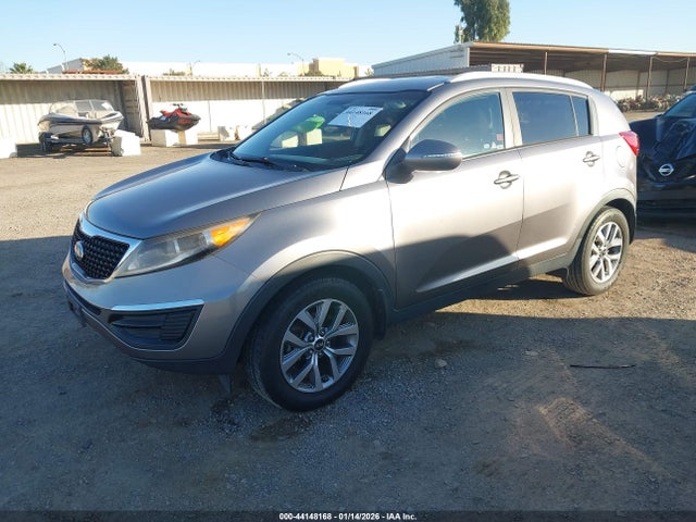 KNDPB3AC2F7705594 KIA Sportage Lx