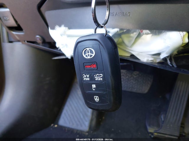 Toyota Bz4x Limited 2024 JTMABACA5RA064583 Image 11