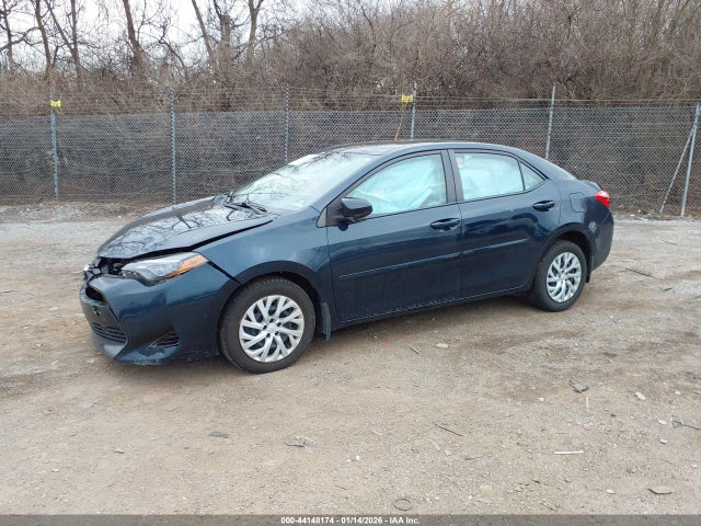 2017 TOYOTA COROLLA 2T1BURHE8HC869691 Photo 1