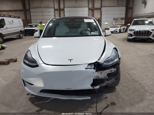 5YJYGDEE0MF210387 Tesla Model Y Long Range Dual Motor All-wheel Drive
