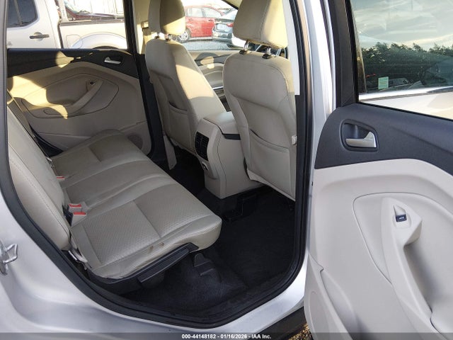 1FMCU9G94HUC56278 Ford ESCAPE SE