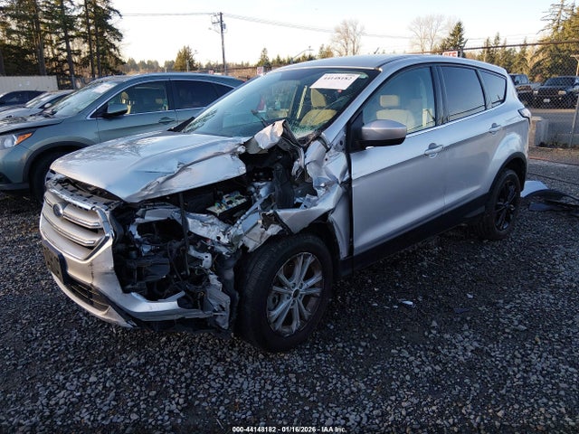 1FMCU9G94HUC56278 Ford ESCAPE SE