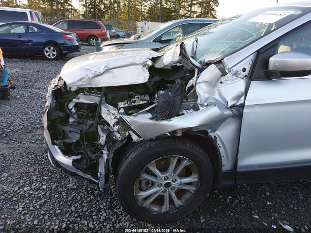 1FMCU9G94HUC56278 Ford ESCAPE SE