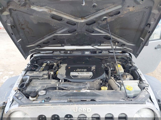 1C4BJWDG4FL507247 Jeep Wrangler Unlimited Sport