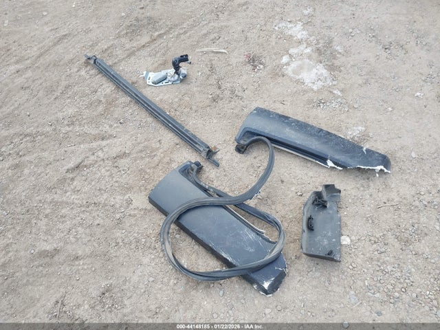 1C4BJWDG4FL507247 Jeep Wrangler Unlimited Sport