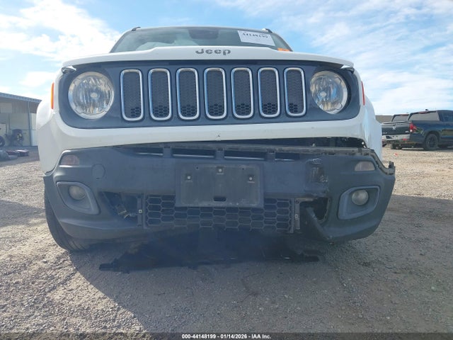 ZACCJABT3FPB30204 Jeep Renegade Latitude