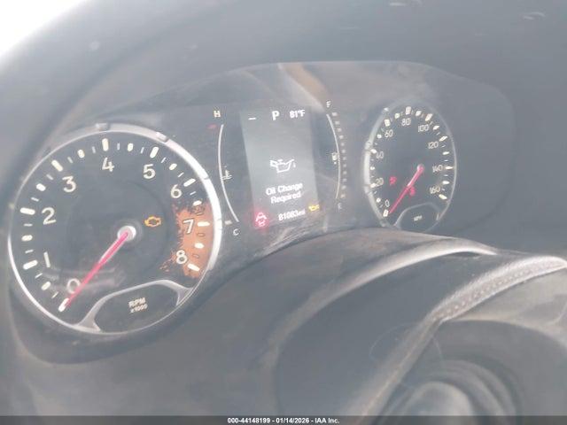 ZACCJABT3FPB30204 Jeep Renegade Latitude