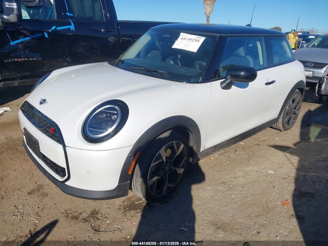 2025 MINI HARDTOP WMW23GD09S2X09808 Photo 1