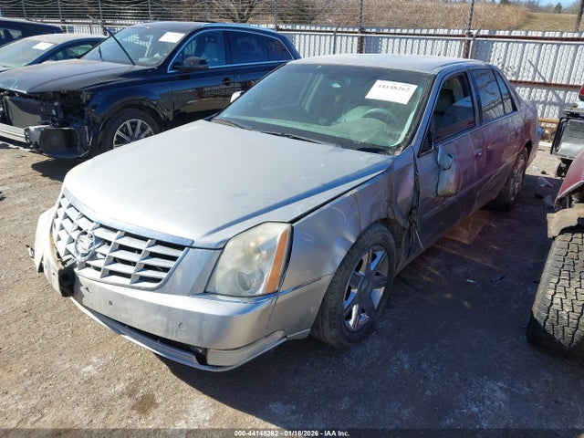 2007 CADILLAC DTS 1G6KD57Y57U100090 Photo 1
