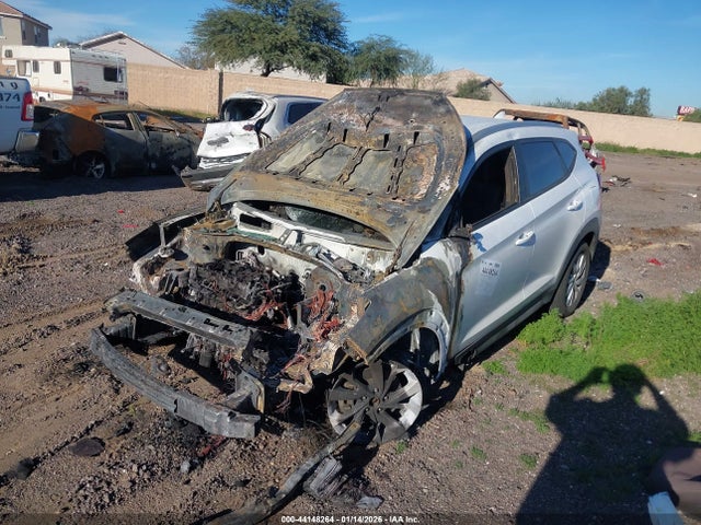 KM8J33A41MU293044 Hyundai Tucson Value