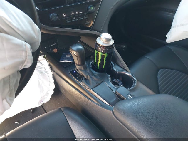 4T1G11AK3MU538820 Toyota CAMRY SE