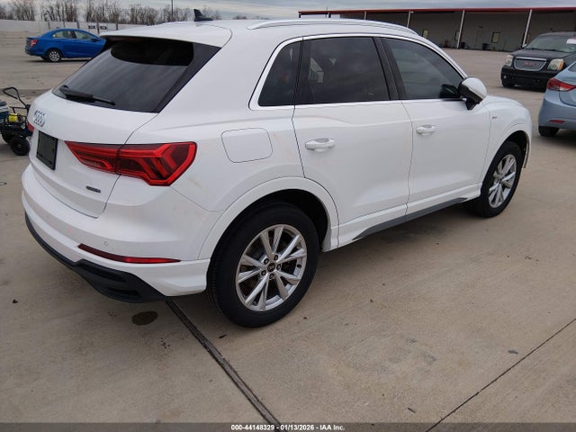 Aukcja sprzedaży 2023 Audi Q3 Premium 45 Tfsi S Line Quattro Tiptronic, vin: WA1DECF3XP1132980, numer aukcji: 44148329