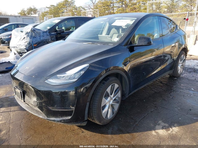 2023 TESLA MODEL Y 7SAYGDEE0PA111783 Photo 1