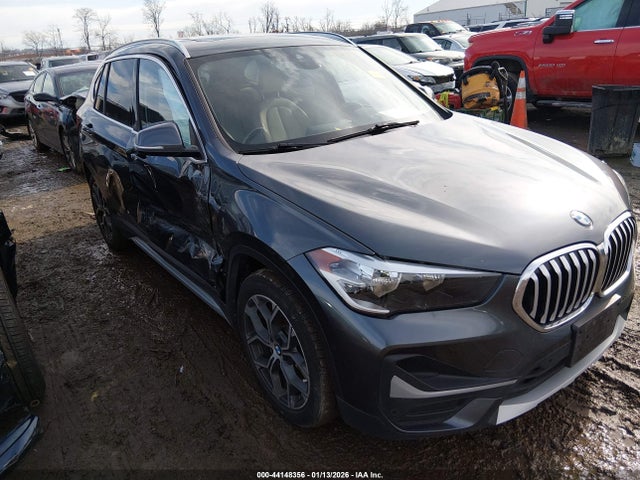 2021 BMW X1 WBXJG9C06M5T16773 Photo 0
