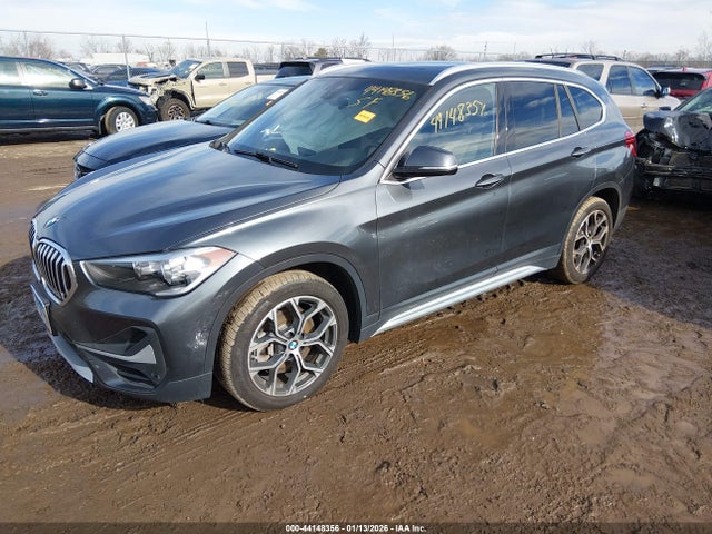 2021 BMW X1 WBXJG9C06M5T16773 Photo 1