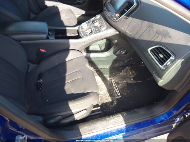 Chrysler 200 Limited 2016 1C3CCCABXGN158272 Image 5
