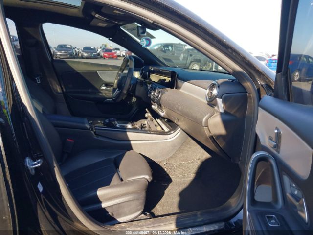 2020 MERCEDES-BENZ A 220 WDD3G4EB0LW038863 Photo 4