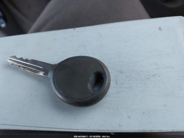 2002 CHRYSLER TOWN & COUNTRY 2C4GP54L32R649179 Photo 10