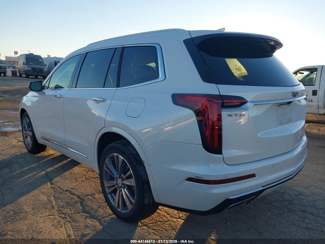 2022 CADILLAC XT6 1GYKPCRS5NZ108704 Photo 2