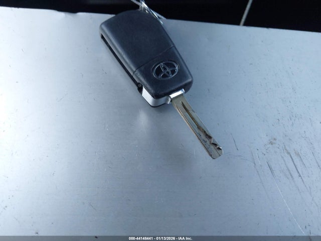 Toyota CAMRY LE 2018 JTNB11HK3J3043812 Image 11