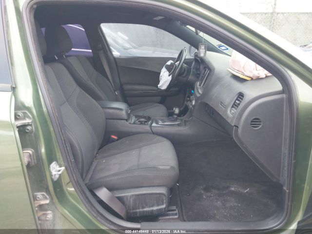 2019 DODGE CHARGER 2C3CDXBG9KH522696 Photo 4