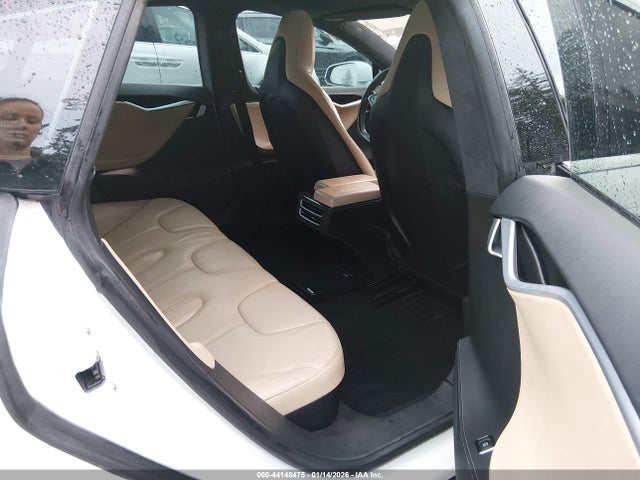Продажа на аукционе авто 2015 Tesla Model S 70d/85d/p85d, vin: 5YJSA1H27FF080859, номер лота: 44148475