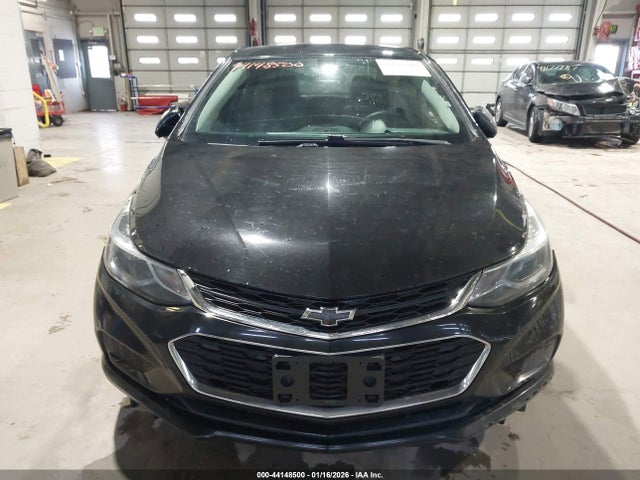 1G1BE5SM6H7189045 Chevrolet Cruze Lt Auto