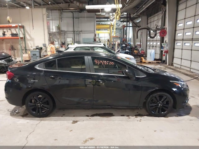 1G1BE5SM6H7189045 Chevrolet Cruze Lt Auto
