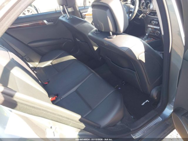 2012 MERCEDES-BENZ C 300 WDDGF8BB3CA608609 Photo 7