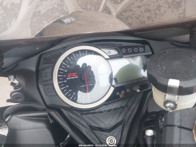 JS1GR7MA6T7100125 Suzuki GSX-R750