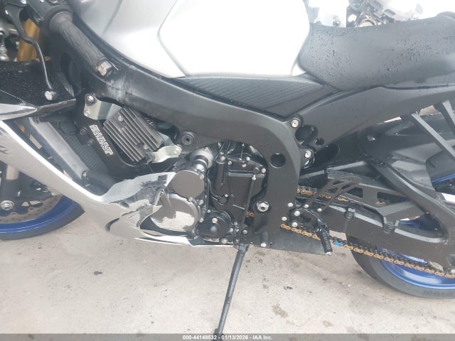 JS1GR7MA6T7100125 Suzuki GSX-R750
