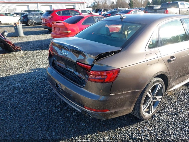 2017 AUDI A4 WAUENAF45HN012261 Photo 5