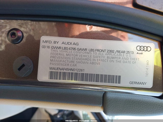 2017 AUDI A4 WAUENAF45HN012261 Photo 8