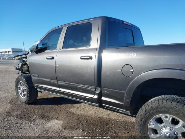 44148537 :رقم المزاد ، 3C6UR5FL4NG147390 vin ، 2022 Ram 2500 Laramie  4x4 6'4 Box مزاد بيع