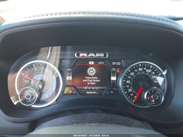 44148537 :رقم المزاد ، 3C6UR5FL4NG147390 vin ، 2022 Ram 2500 Laramie  4x4 6'4 Box مزاد بيع