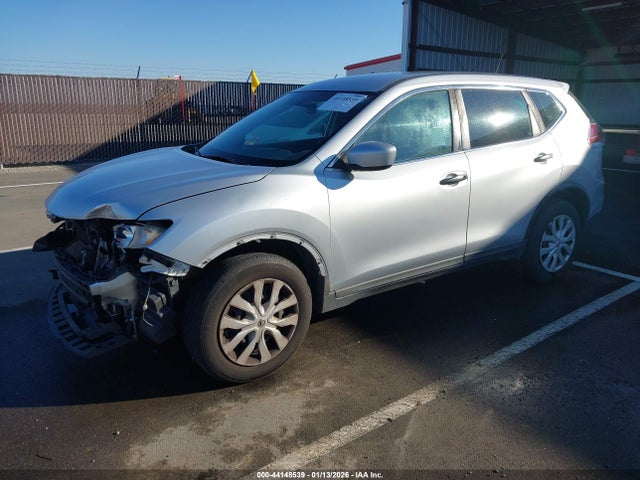 Nissan ROGUE S 2016 KNMAT2MT9GP655660 Image 2