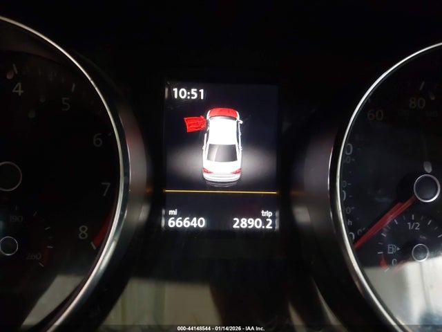 1VWGT7A39HC045291 Volkswagen Passat 1.8t Se