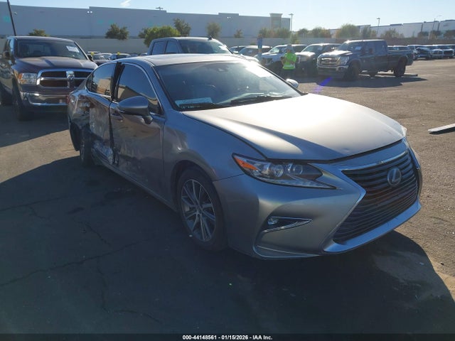 JTHBW1GG3H2140509 Lexus ES 300H