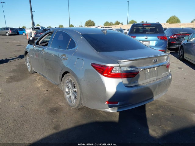 JTHBW1GG3H2140509 Lexus ES 300H