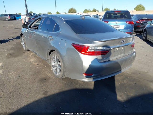 JTHBW1GG3H2140509 Lexus ES 300H