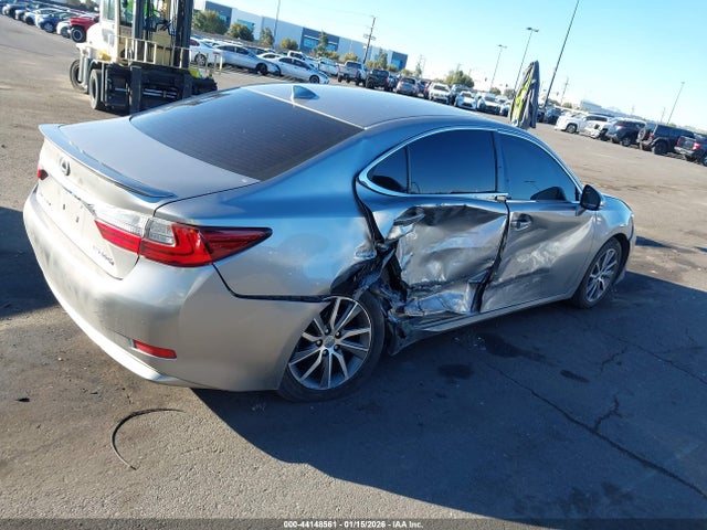 JTHBW1GG3H2140509 Lexus ES 300H