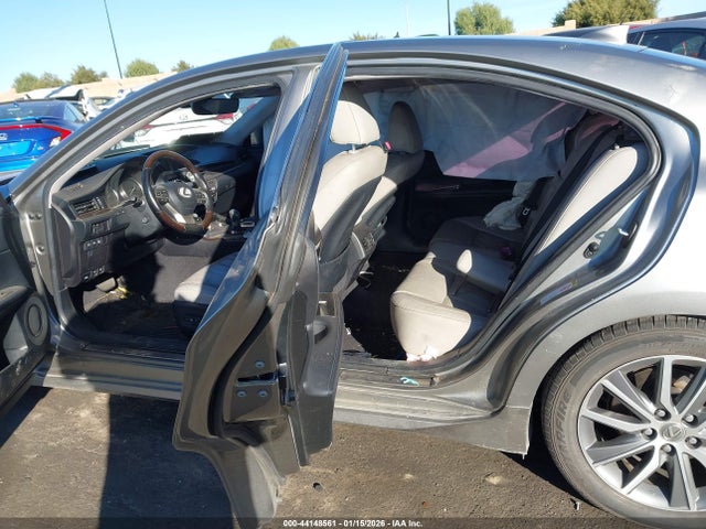 JTHBW1GG3H2140509 Lexus ES 300H