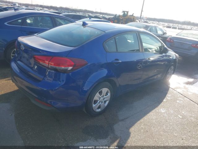 2017 KIA FORTE 3KPFL4A77HE136147 Photo 3