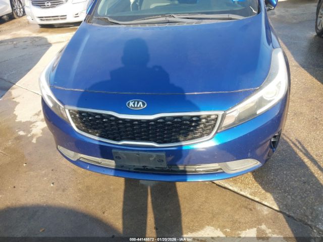 2017 KIA FORTE 3KPFL4A77HE136147 Photo 5