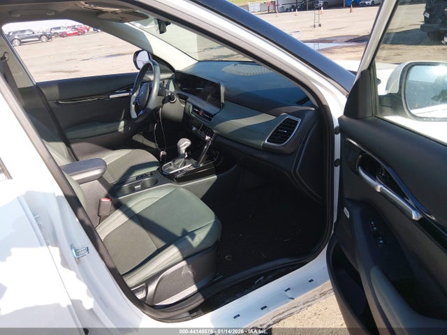 Продажа на аукционе авто 2024 Kia Seltos Sx Turbo, vin: KNDETCA72R7565073, номер лота: 44148578
