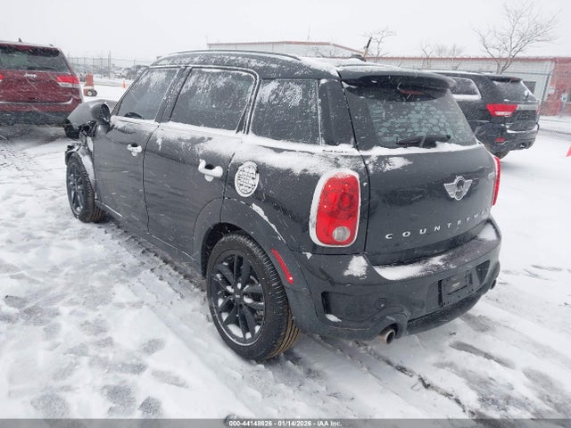 2013 MINI COUNTRYMAN WMWZC3C58DWP23036 Photo 2