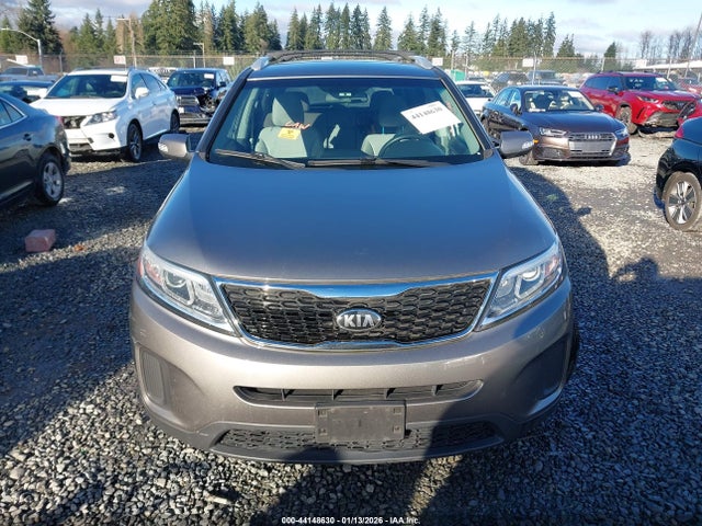 5XYKT4A75EG426013 KIA Sorento Lx V6