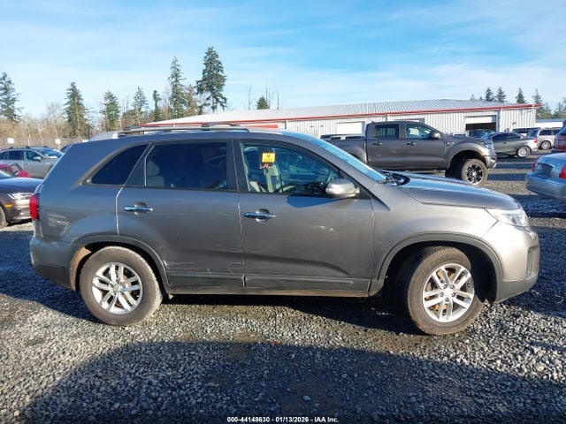 5XYKT4A75EG426013 KIA Sorento Lx V6